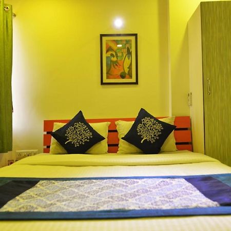 Hotel Royal Apple Ahmedabad Exterior photo